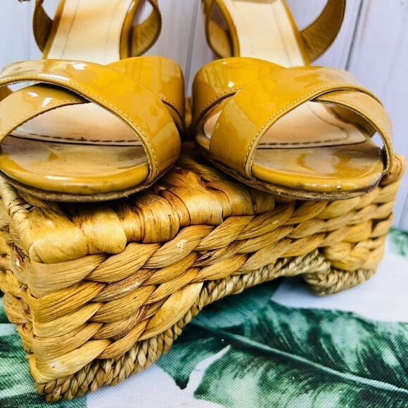 CHRISTIAN DIOR Buff Patent Leather Wedge Sandal - Picture 2 of 16